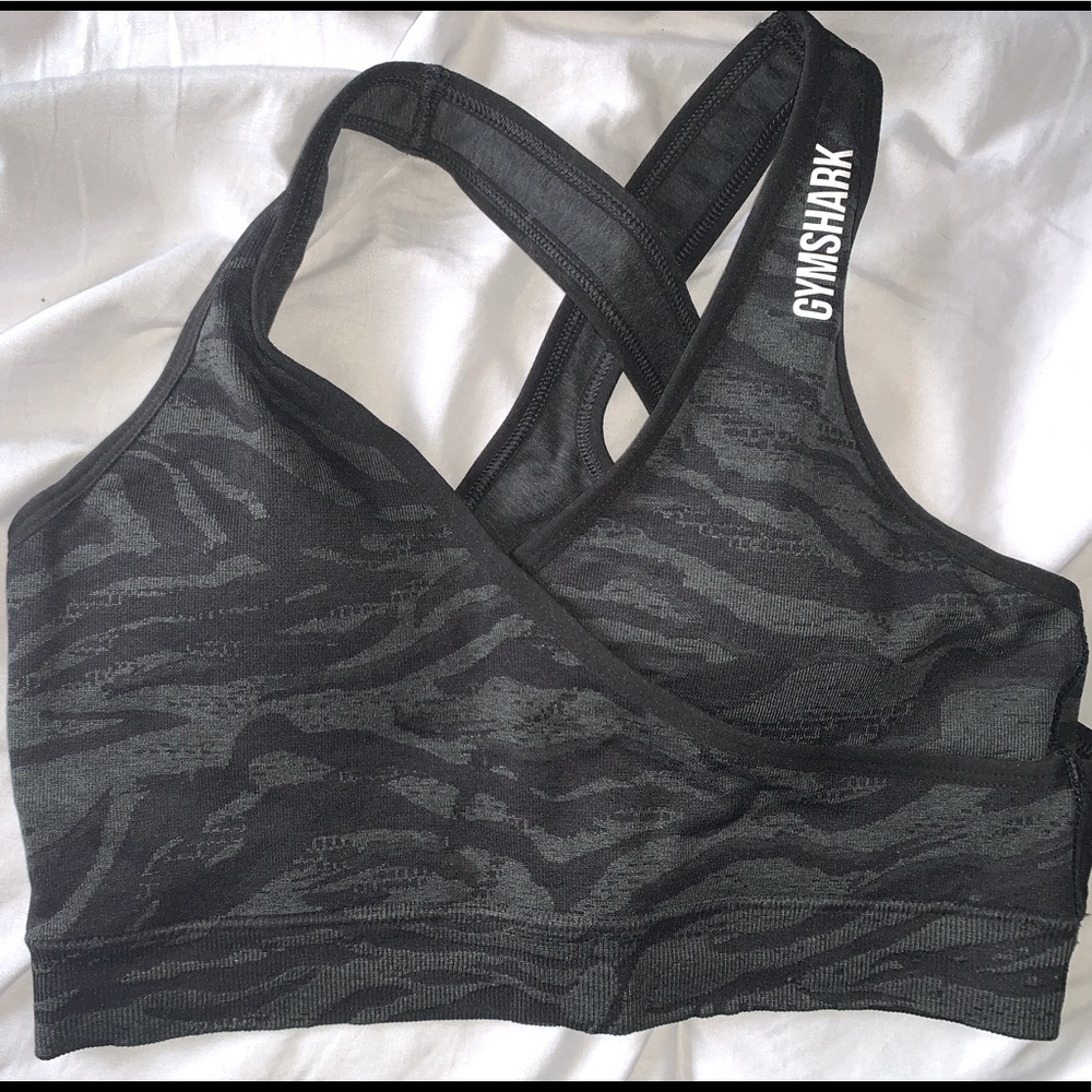 NWOT Black Adapt Seamless Gymshark Sports Bra